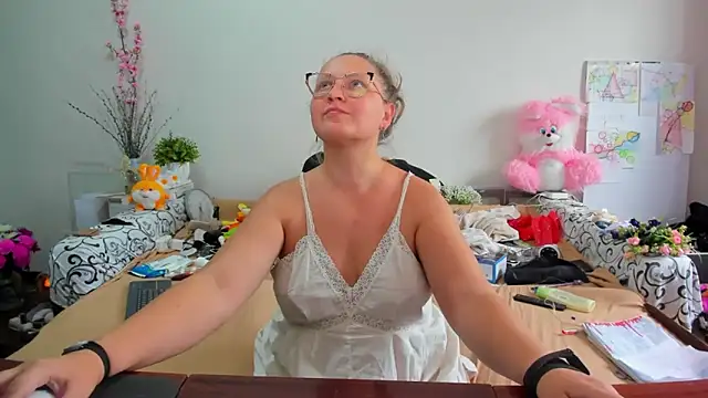 Snapshot of IamYourNarcotic chatting on 4, 6, 2026 IamYourNarcotic online show from 4, 6, 2026