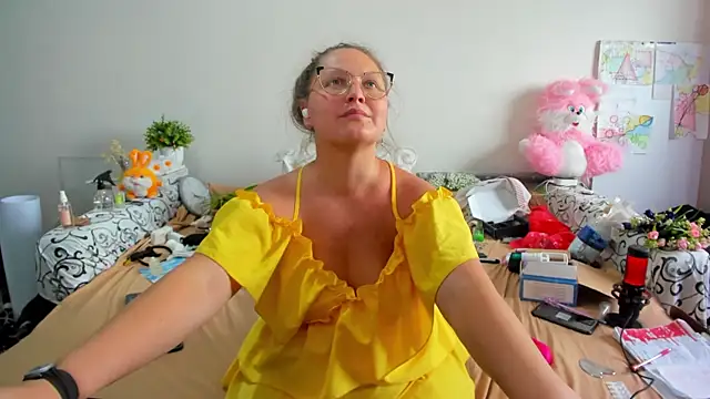 Snapshot of IamYourNarcotic chatting on 11, 6, 2026 IamYourNarcotic online show from 11, 6, 2026