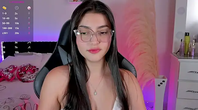 esmeralda colllins online show from 17, 3, 2025