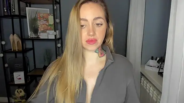 sexyCoralie online show from 7, 12, 2024