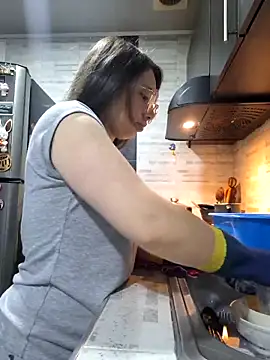 linda-schmidt online show from 22, 3, 2025