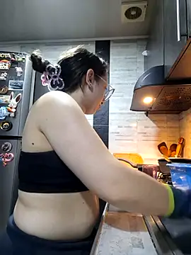 linda-schmidt online show from 12, 11, 2025