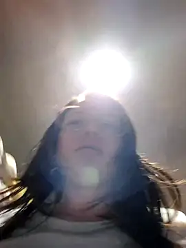 Snapshot of linda-schmidt chatting on 21, 4, 2026 linda-schmidt online show from 21, 4, 2026