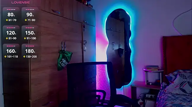 laurabeck online show from 12, 12, 2024