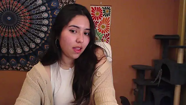 Snapshot of IntimateTales chatting on 15, 1, 2025 IntimateTales online show from 15, 1, 2025