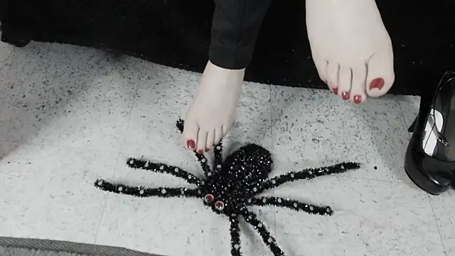  Jade 16 online show from 13, 10, 2025