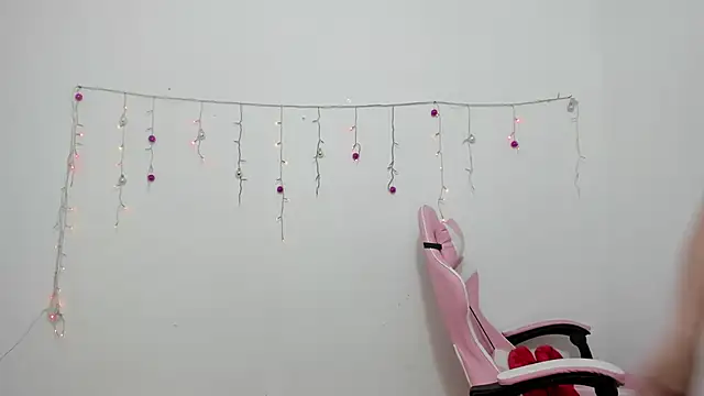 Anal Milky Momma online show from 4, 12, 2024