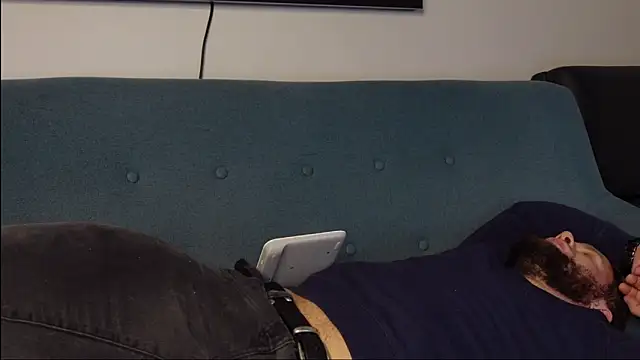 Snapshot of Tommy_Burnz chatting on 2, 1, 2025 Tommy Burnz online show from 2, 1, 2025