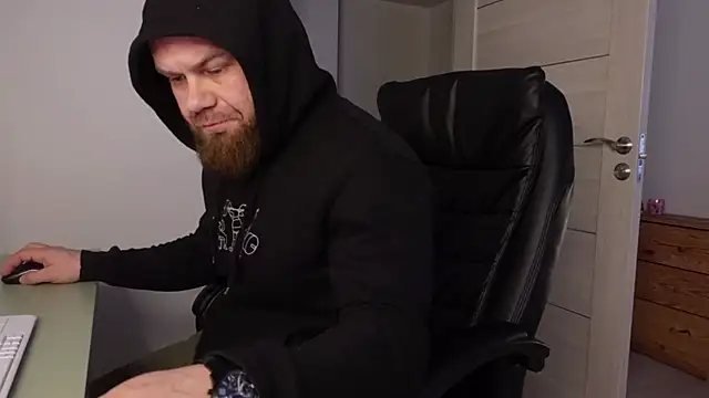 Snapshot of Tommy_Burnz chatting on 12, 3, 2025 Tommy Burnz online show from 12, 3, 2025