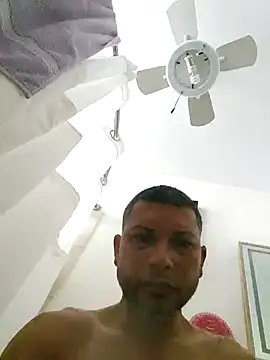 Snapshot of tropikboy chatting on 20, 7, 2026 tropikboy online show from 20, 7, 2026