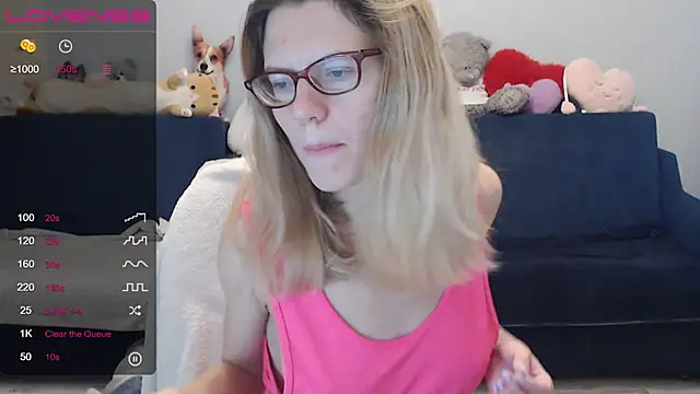 night is dark online show from 3, 12, 2024