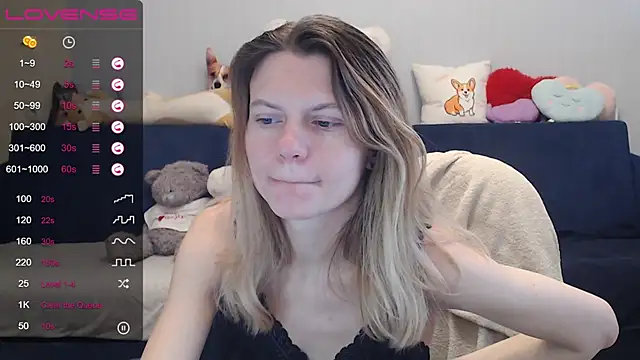 night is dark online show from 28, 1, 2025