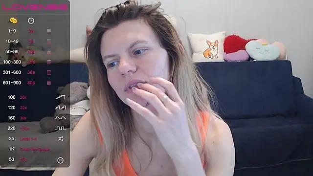 night is dark online show from 28, 1, 2025