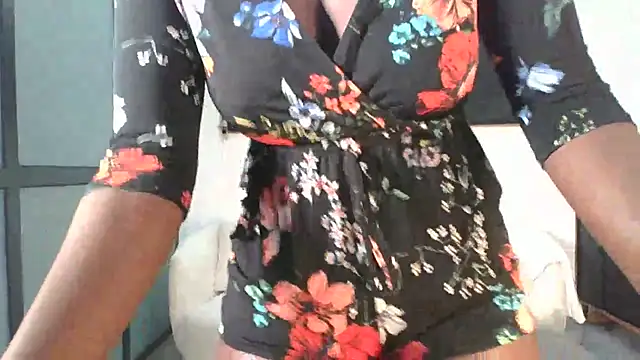 Snapshot of miss-cathy chatting on 3, 12, 2025 miss-cathy online show from 3, 12, 2025