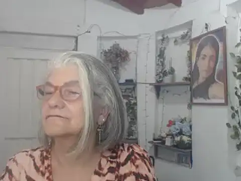 FunnyGrandma online show from 13, 9, 2025