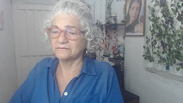 FunnyGrandma online show from 26, 10, 2025