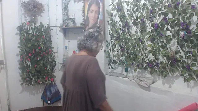 FunnyGrandma online show from 10, 11, 2025