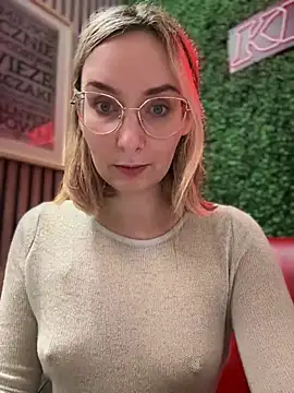 The Snowwhitee online show from 11, 1, 2025