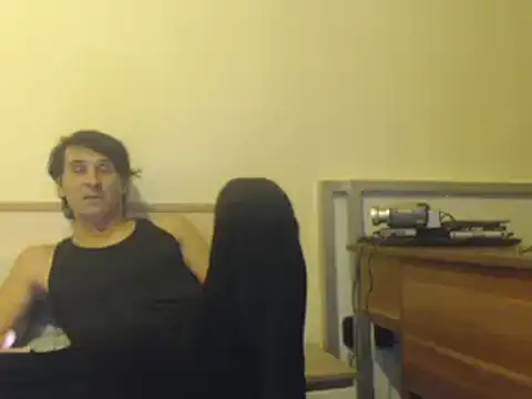 yvesstorm1 online show from 26, 1, 2025