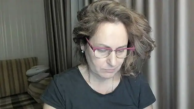 lauraoven online show from 30, 12, 2024