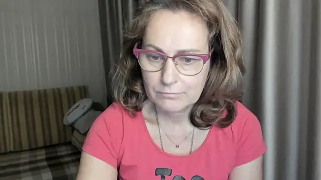 lauraoven online show from 11, 1, 2025