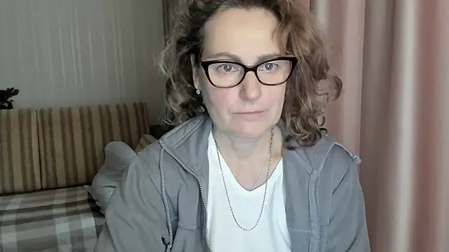 lauraoven online show from 5, 2, 2025