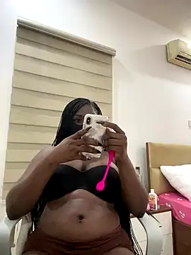 Snapshot of Sweetbootty chatting on 1, 10, 2025 Sweetbootty online show from 1, 10, 2025