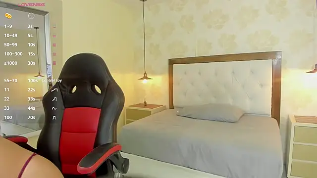 Snapshot of clarisKlein chatting on 13, 2, 2026 clarisKlein online show from 13, 2, 2026