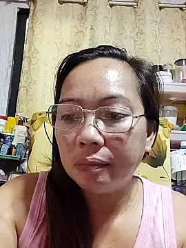 Snapshot of asianwet4u chatting on 4, 2, 2025 asianwet4u online show from 4, 2, 2025
