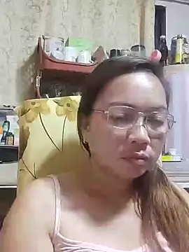 Snapshot of asianwet4u chatting on 4, 2, 2025 asianwet4u online show from 4, 2, 2025