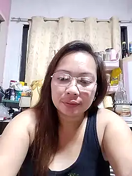 Snapshot of asianwet4u chatting on 14, 2, 2025 asianwet4u online show from 14, 2, 2025