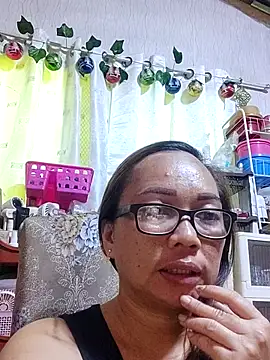 Snapshot of asianwet4u chatting on 5, 12, 2025 asianwet4u online show from 5, 12, 2025