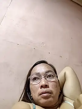 Snapshot of asianwet4u chatting on 21, 12, 2025 asianwet4u online show from 21, 12, 2025