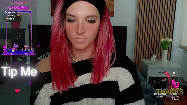 Snapshot of HelenSpellman chatting on 22, 6, 2026 HelenSpellman online show from 22, 6, 2026