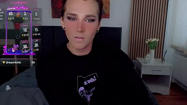 Snapshot of HelenSpellman chatting on 31, 7, 2026 HelenSpellman online show from 31, 7, 2026