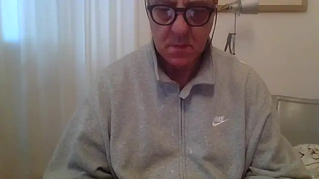 Snapshot of ANONIMO7735 chatting on 17, 4, 2026 ANONIMO7735 online show from 17, 4, 2026