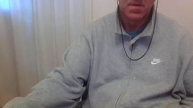 Snapshot of ANONIMO7735 chatting on 19, 4, 2026 ANONIMO7735 online show from 19, 4, 2026