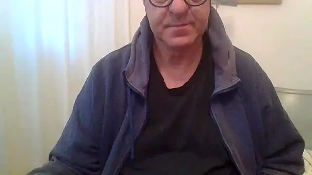 Snapshot of ANONIMO7735 chatting on 28, 4, 2026 ANONIMO7735 online show from 28, 4, 2026