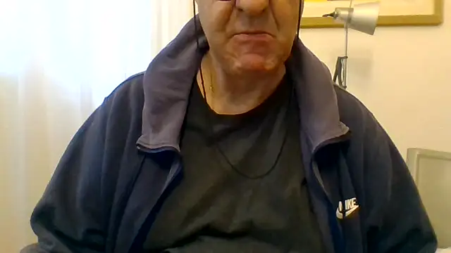 Snapshot of ANONIMO7735 chatting on 4, 5, 2026 ANONIMO7735 online show from 4, 5, 2026
