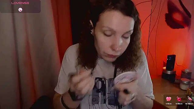 JohansonKatie online show from 8, 2, 2025