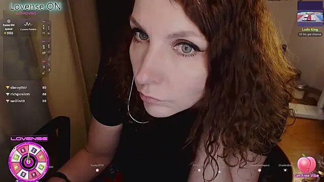 JohansonKatie online show from 25, 2, 2025