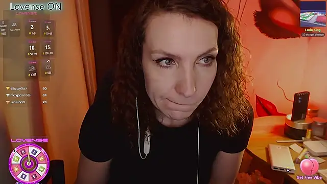 JohansonKatie online show from 26, 2, 2025