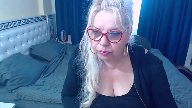 Snapshot of SonyaHotMilf chatting on 24, 4, 2026 SonyaHotMilf online show from 24, 4, 2026