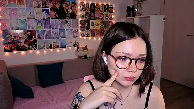 MilenaSaint online show from 29, 1, 2025