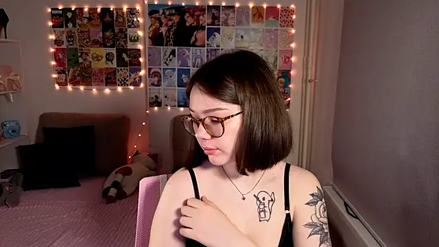 MilenaSaint online show from 1, 3, 2025