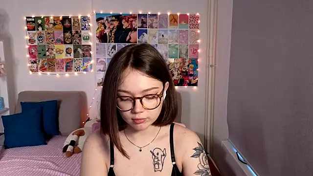 MilenaSaint online show from 1, 3, 2025