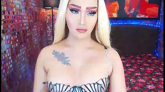 Snapshot of KylieMaxwellCaulfield_TS chatting on 5, 2, 2025 KylieMaxwellCaulfield TS online show from 5, 2, 2025