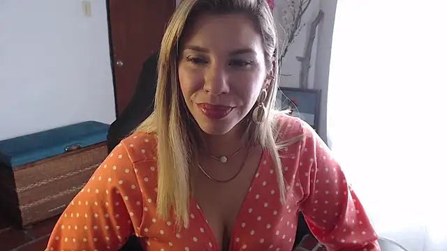 Snapshot of ms_sofia_x chatting on 20, 3, 2025 ms sofia x online show from 20, 3, 2025