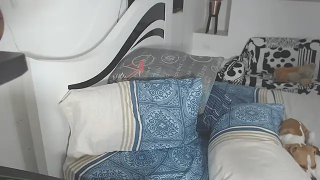 yina-rosse online show from 6, 12, 2024