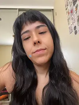 Snapshot of Evie-Luna chatting on 17, 7, 2026 Evie-Luna online show from 17, 7, 2026